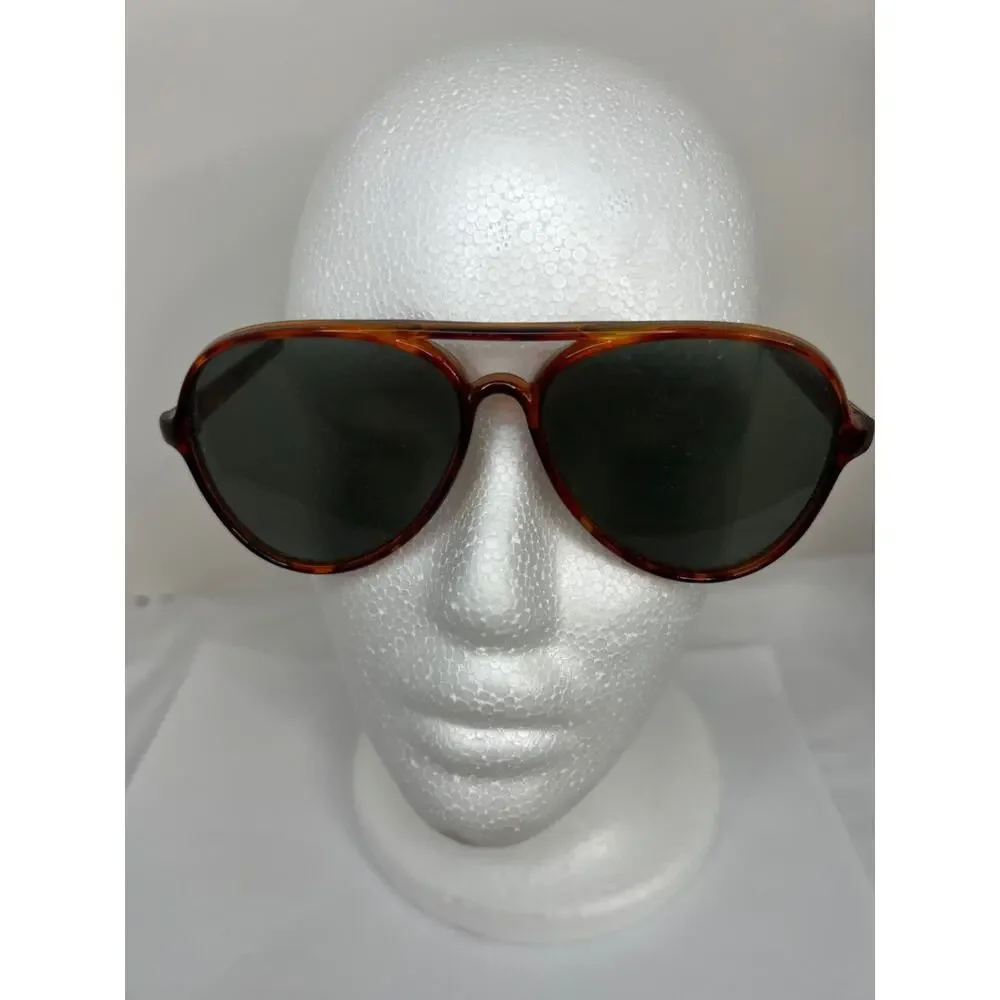 Tortoise Shell Pattern Sunglasses - Picture 5 of 9